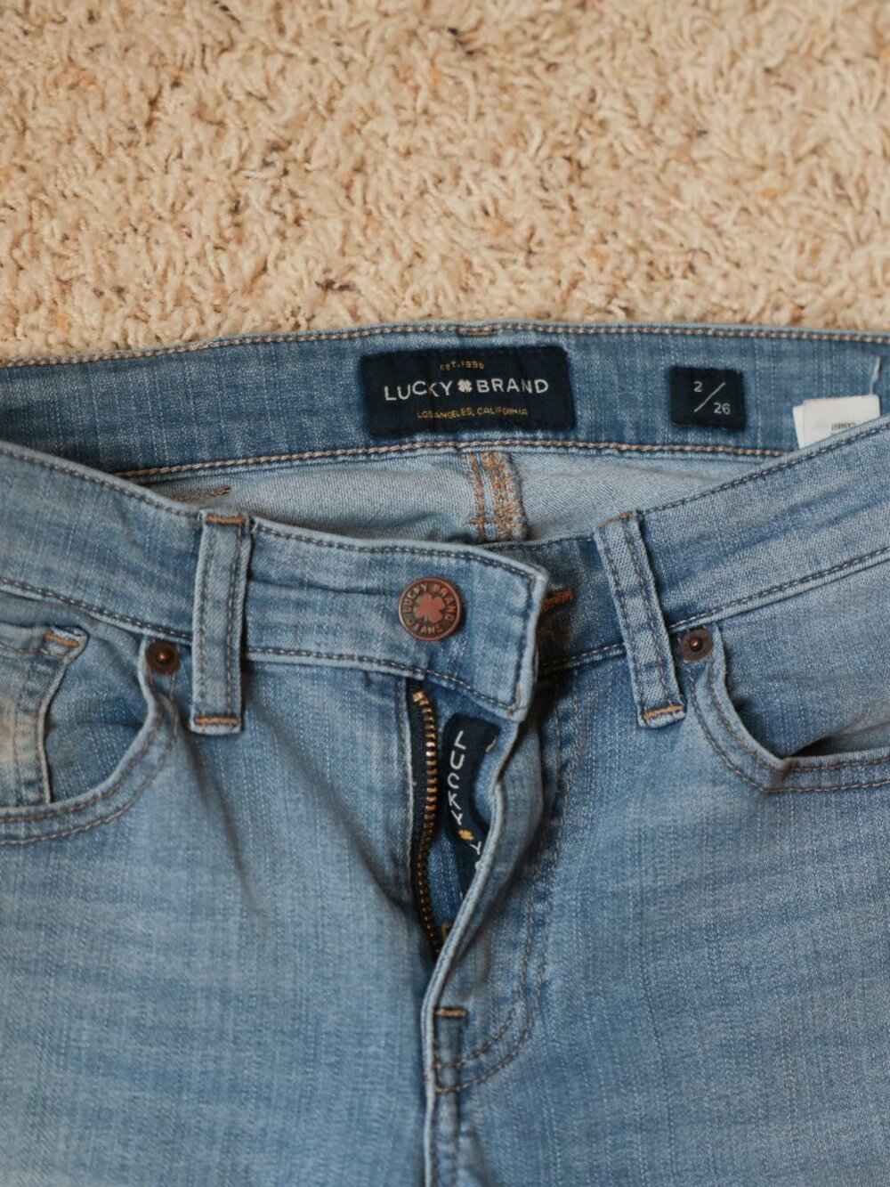Lucky Brand Light Wash Skinny Jeans | Size 2 / 26